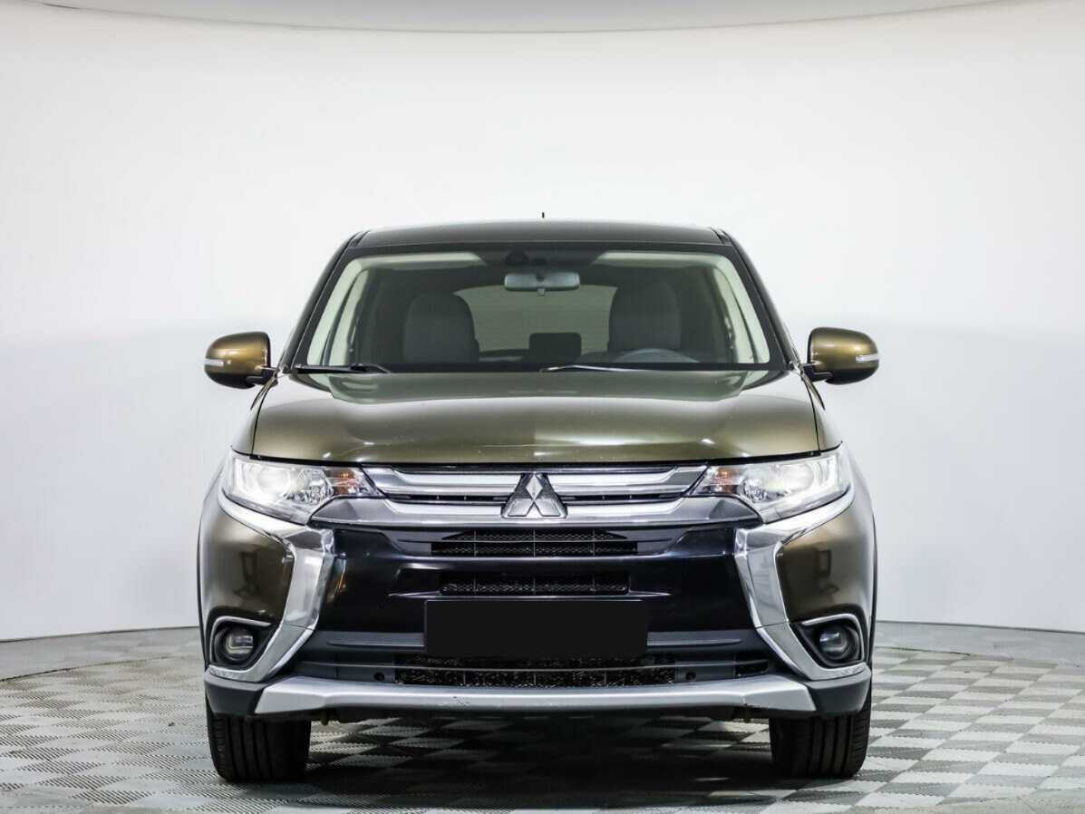 Mitsubishi Outlander, 2015