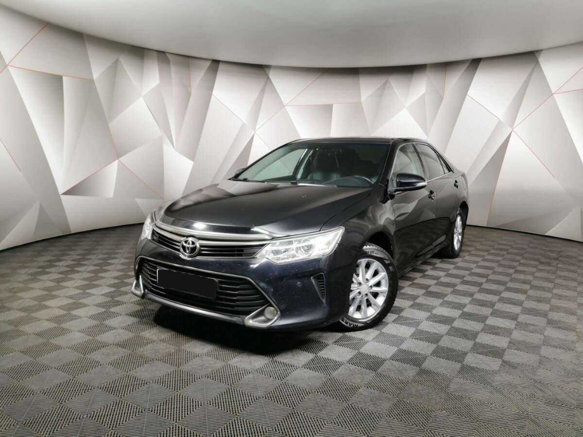 Toyota Camry, 2017