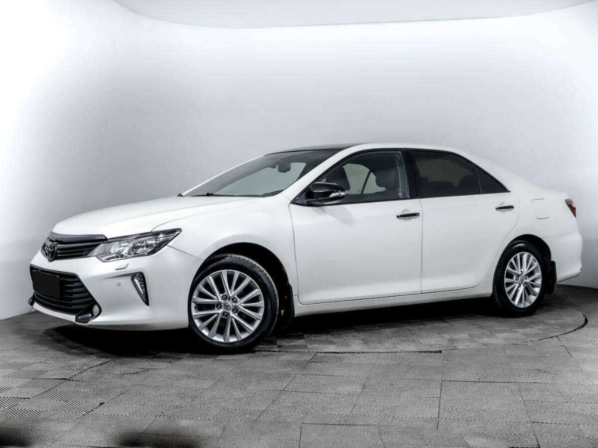 Toyota Camry, 2015