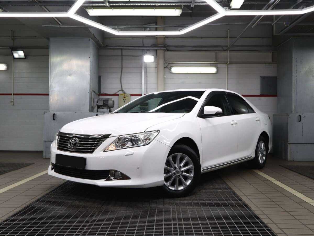 Toyota Camry, 2013