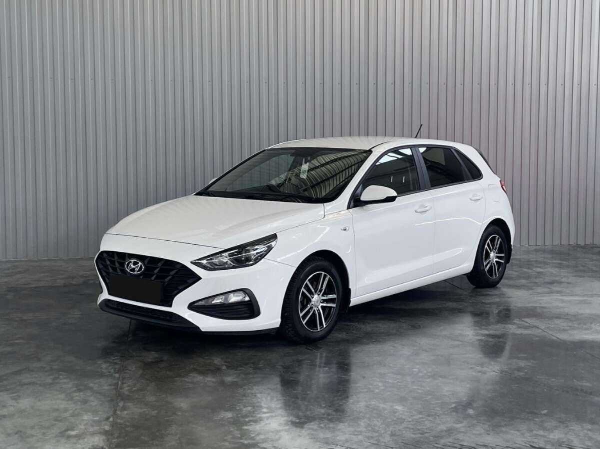 Hyundai i30, 2022