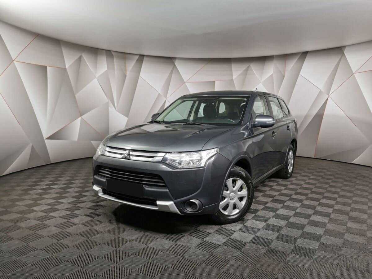 Mitsubishi Outlander, 2014