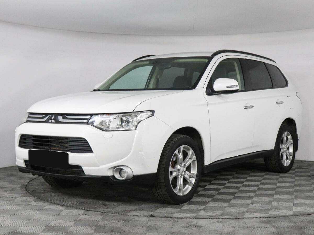 Mitsubishi Outlander, 2012