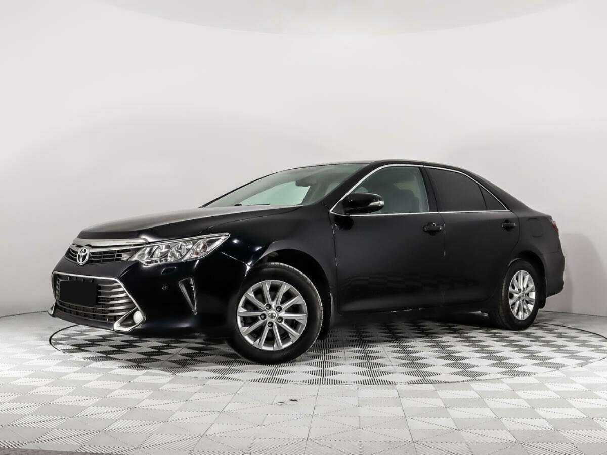 Toyota Camry, 2016