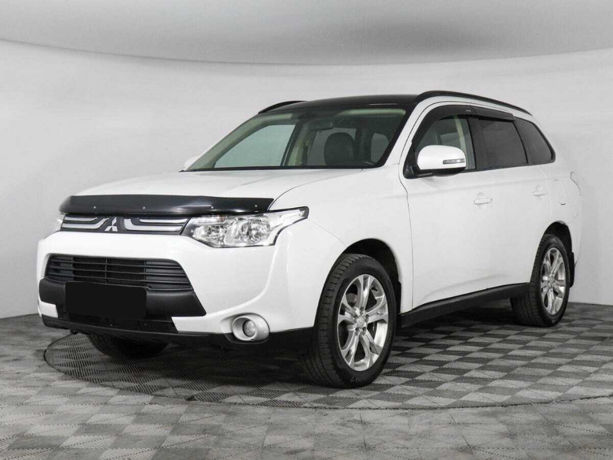 Mitsubishi Outlander, 2013