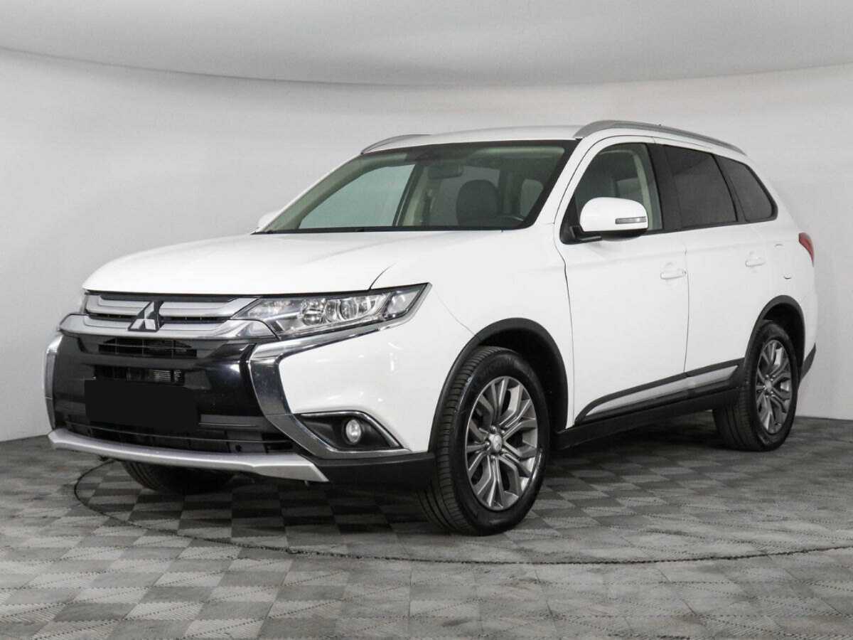 Mitsubishi Outlander, 2015