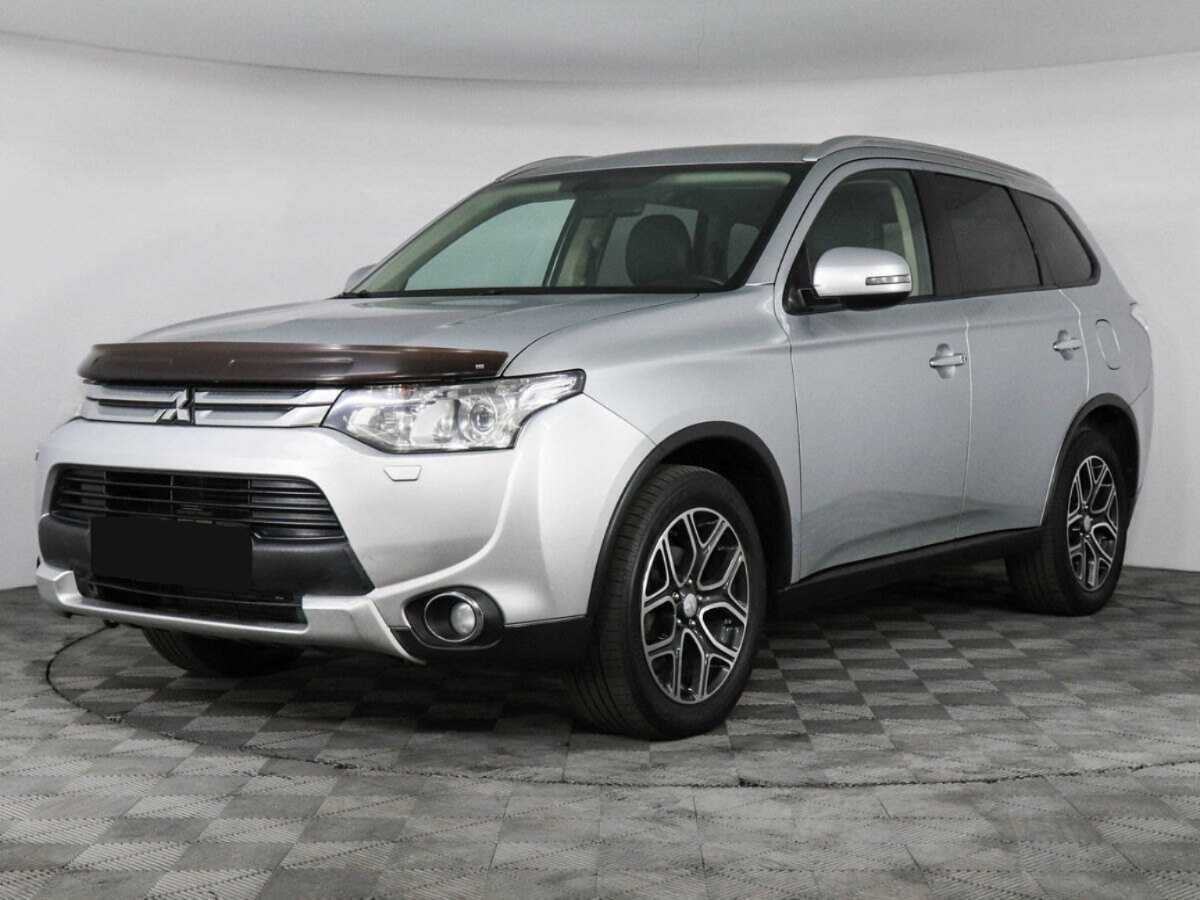 Mitsubishi Outlander, 2014