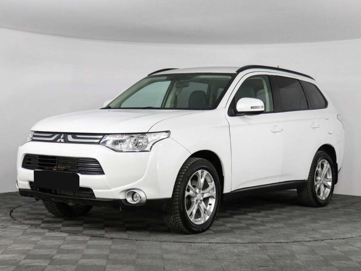 Mitsubishi Outlander, 2013