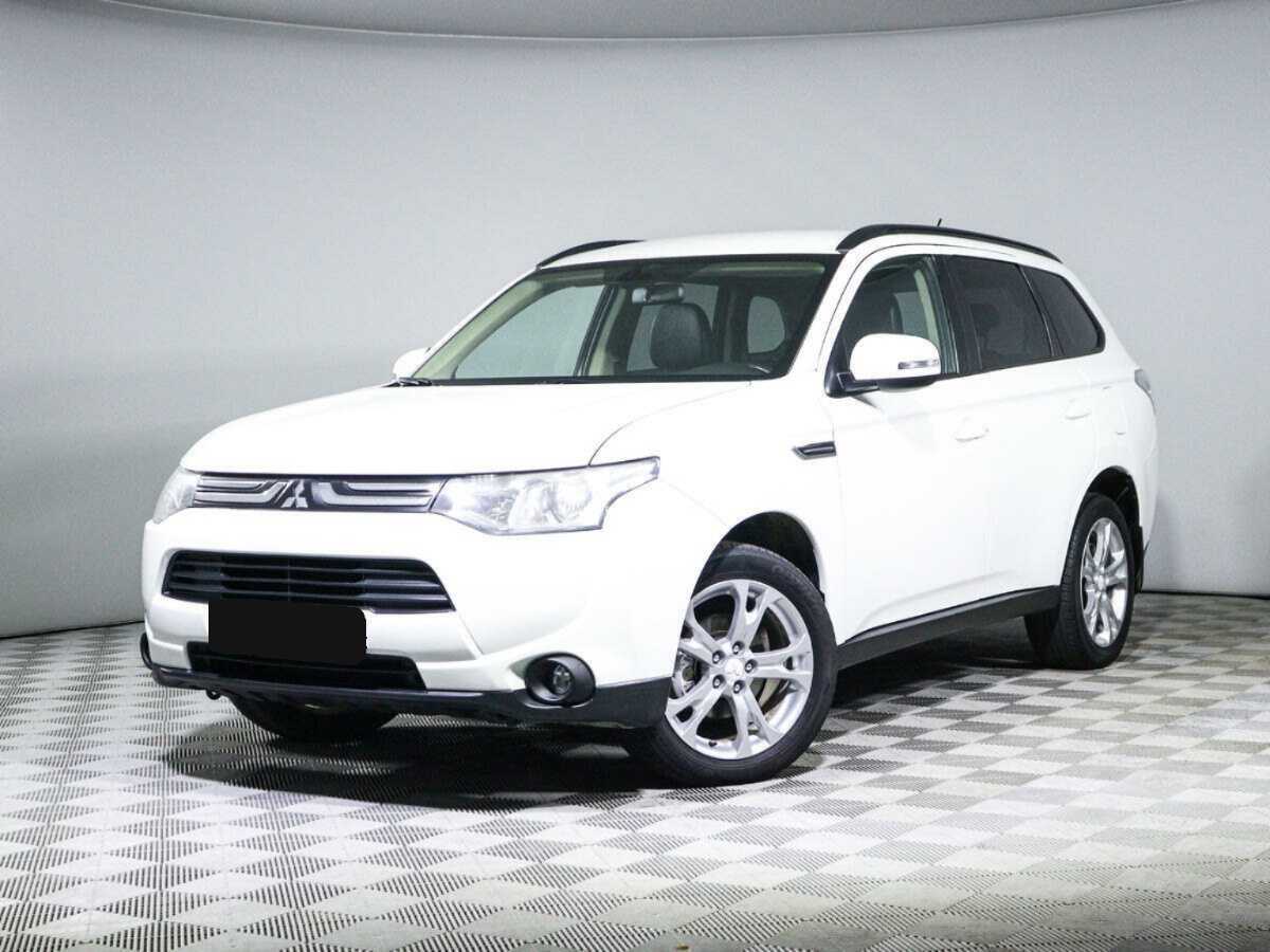 Mitsubishi Outlander, 2012