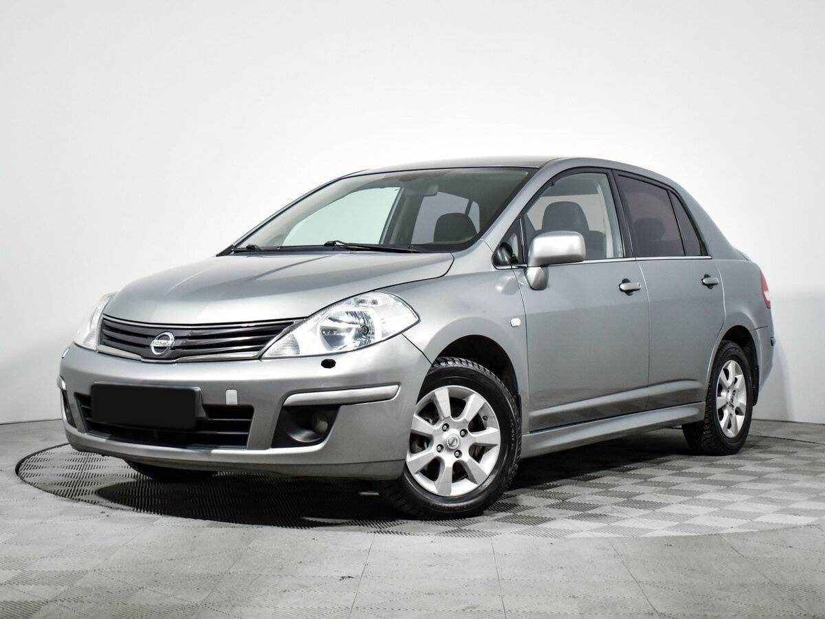 Nissan Tiida